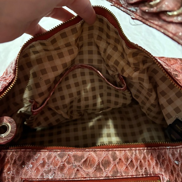 JESSICA SIMPSON Faux Leather Embossed Crocodile Hobo Shoulder Handbag -rusty red - Picture 5 of 7